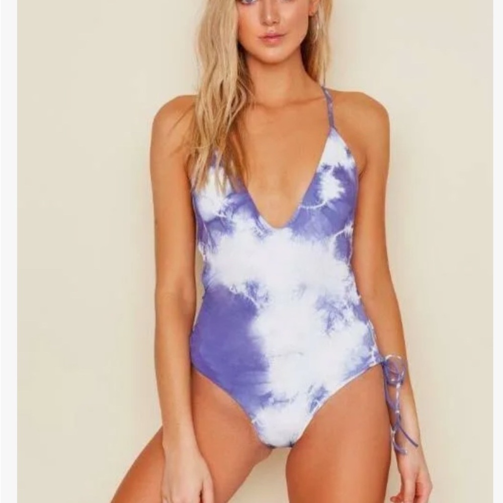Tie-Dye cream and black One Piece
See second picture.
